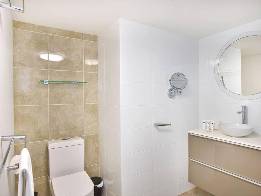 Maimi Renovated 2-bedroom