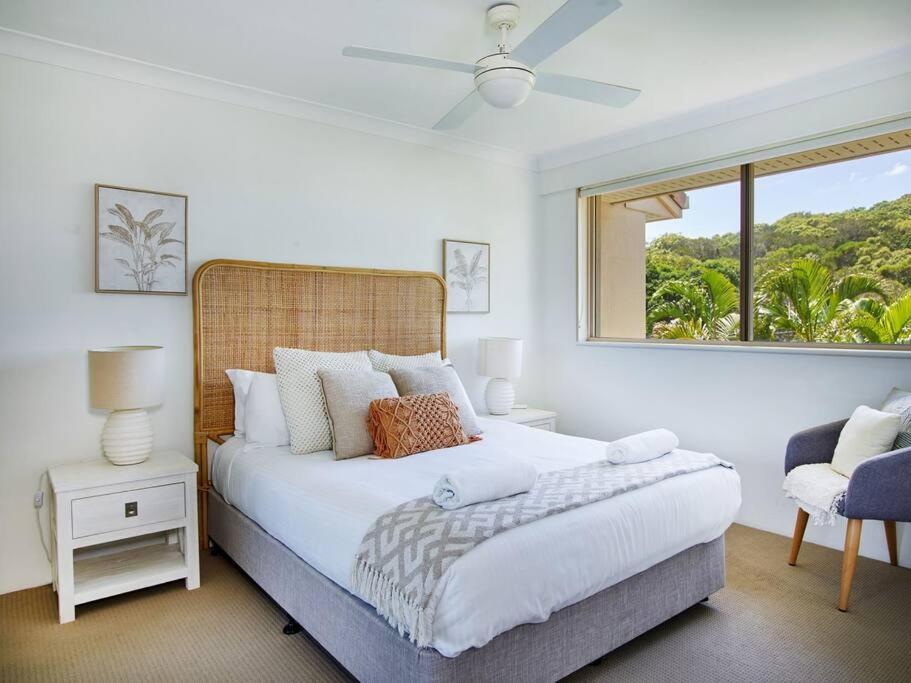 Maimi Renovated 2-bedroom Apartment Gold Coast